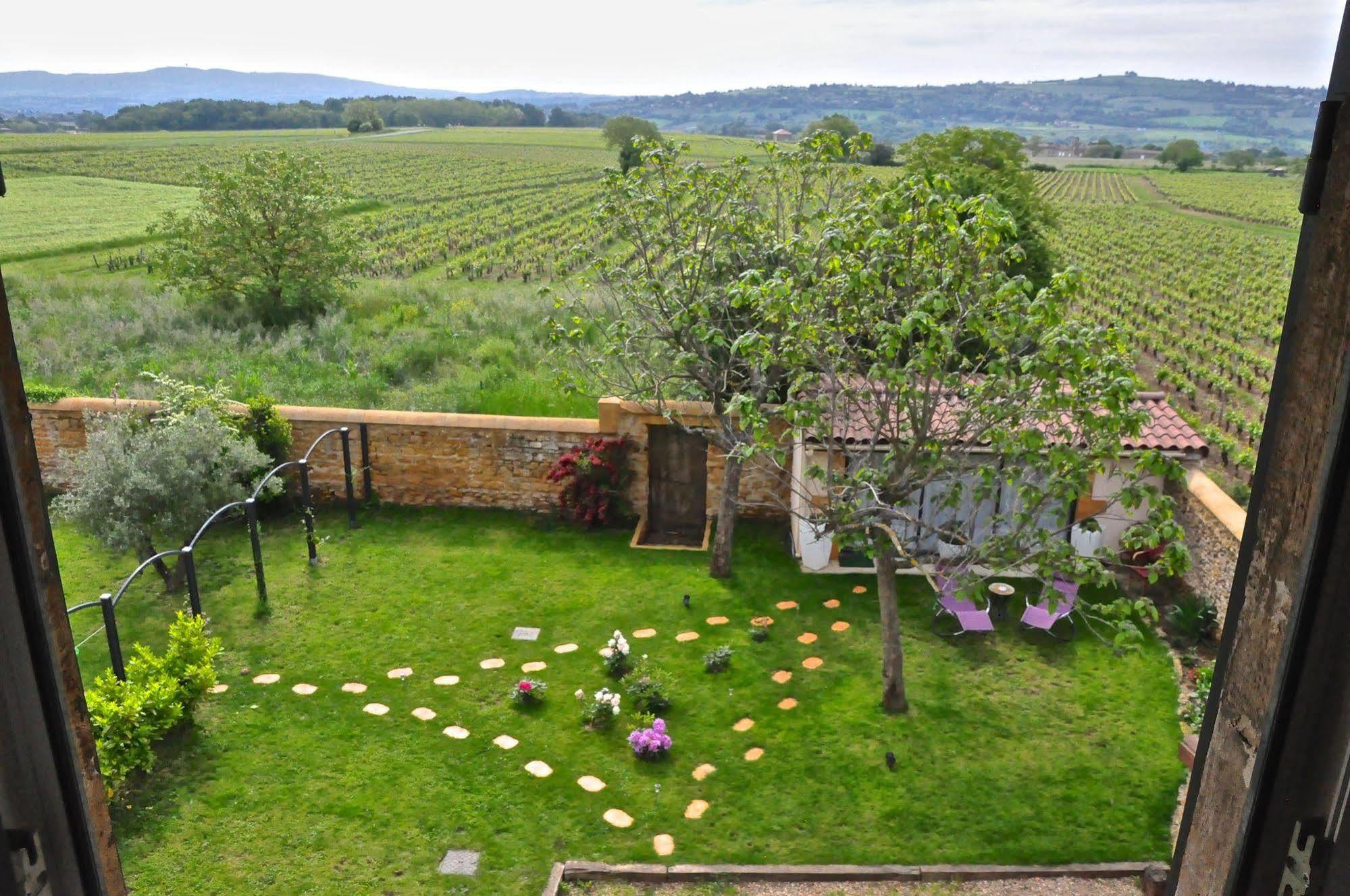 Le Clos Du Cher En Beaujolais Saint-Germain-Nuelles ภายนอก รูปภาพ