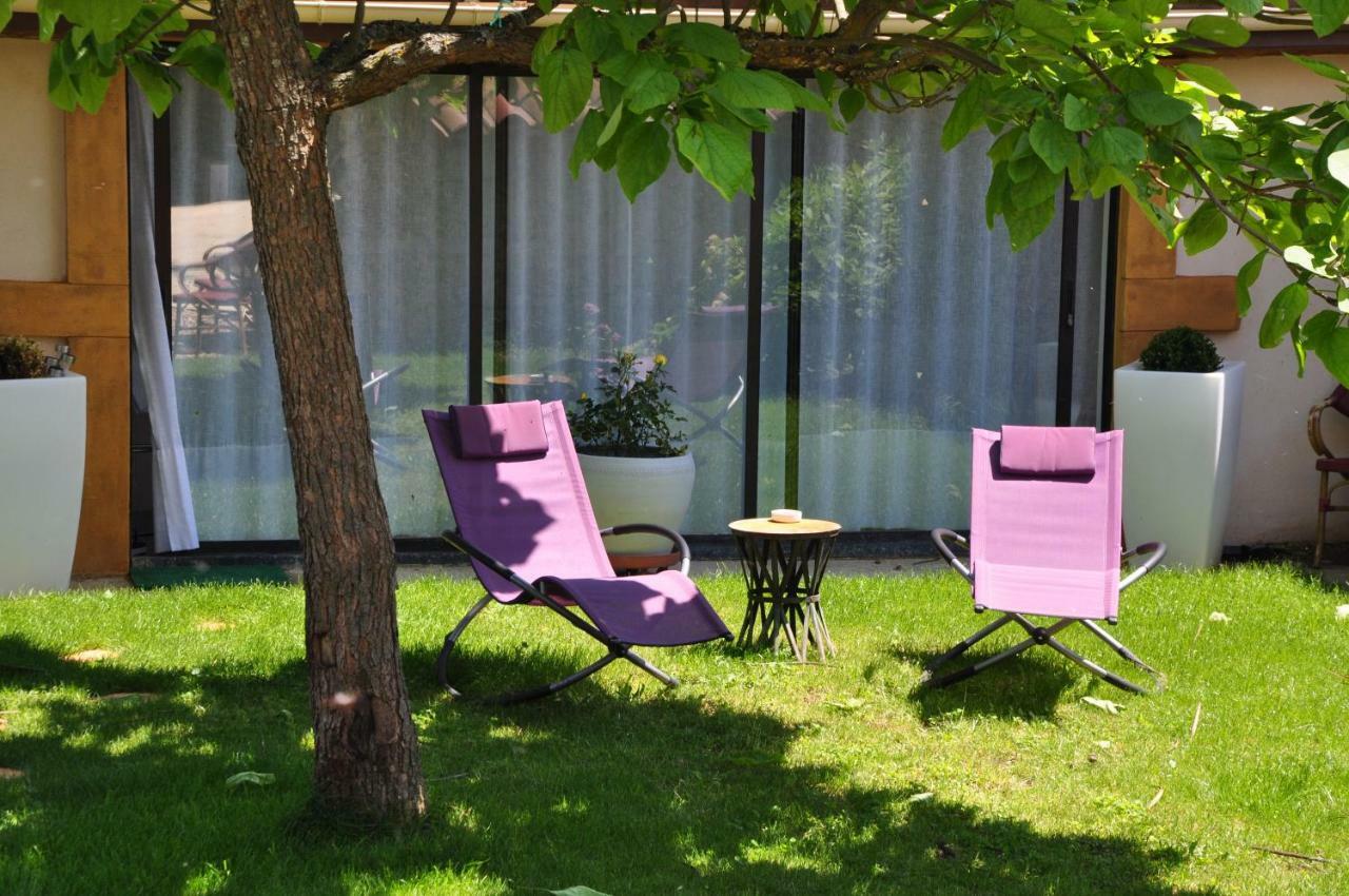 Le Clos Du Cher En Beaujolais Saint-Germain-Nuelles ภายนอก รูปภาพ